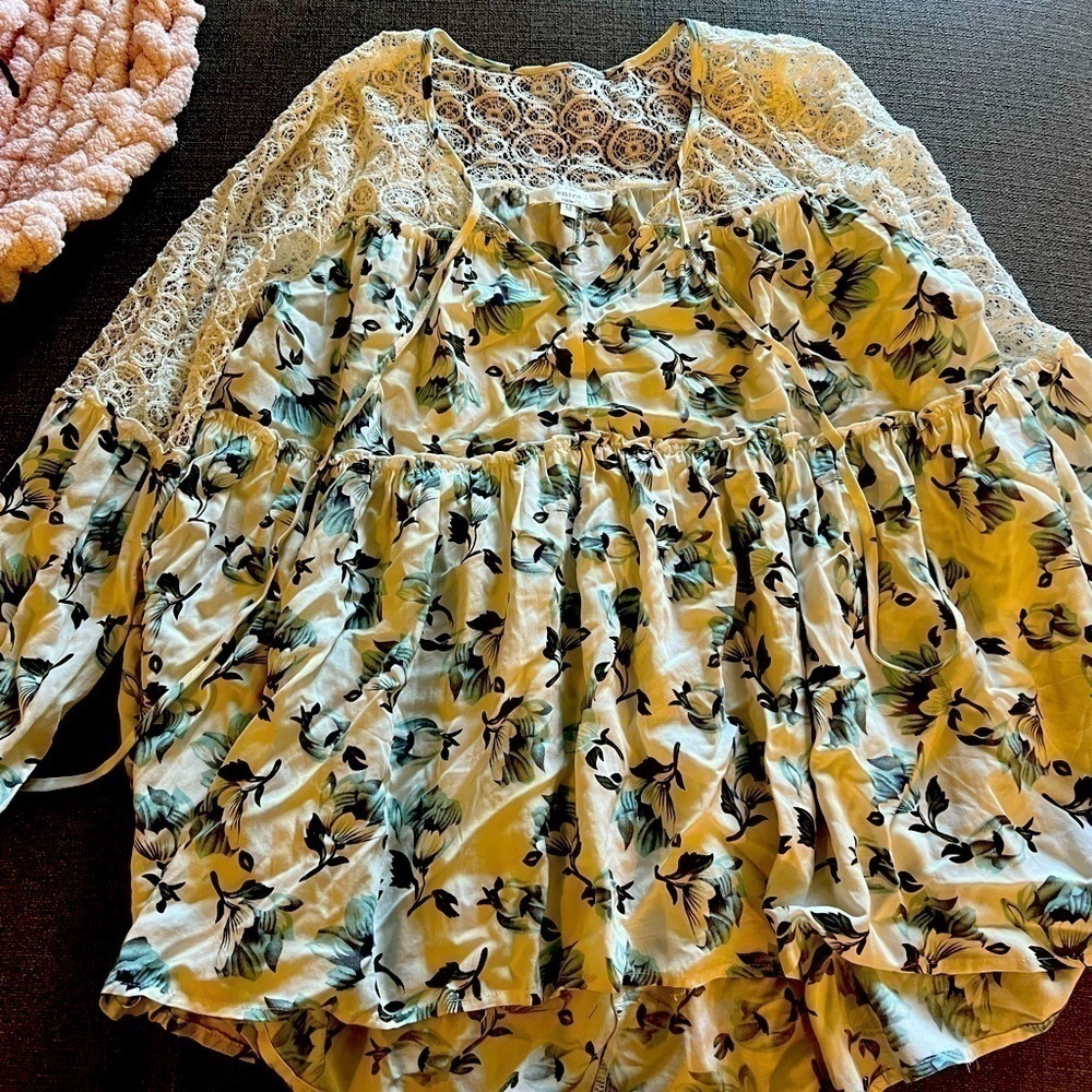 Women's Blouse